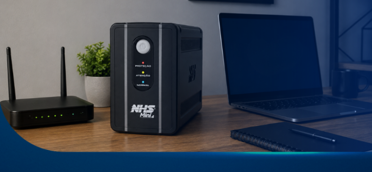 Nobreak Mini NHS protegendo roteador e equipamentos de rede em casa